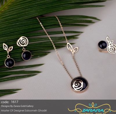 میانه پایه زنجیری گل و برگ